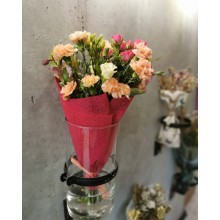 Еустома карамфил кукуряк